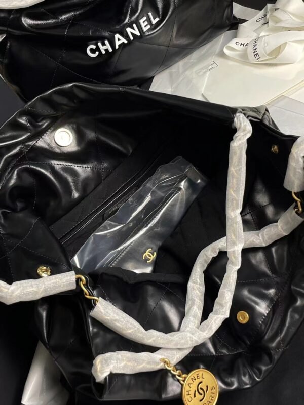 Channel 22 handbag series
