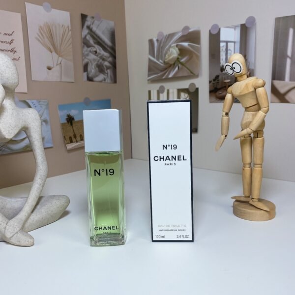 Chanel N°19 100ml