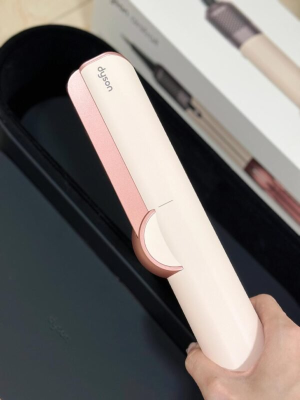 Dyson Airstrait™ straightener