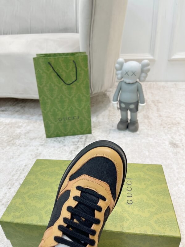 GUCCI Women's GG sneaker