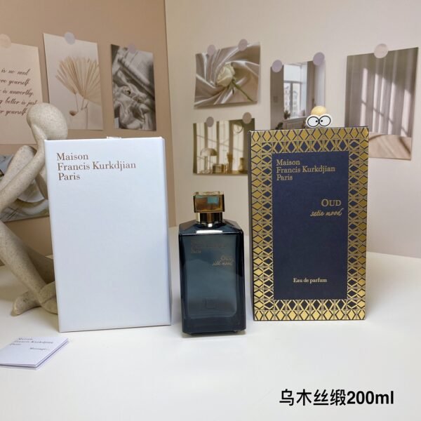 Maison Francis Kurkdjian OUD satin mood