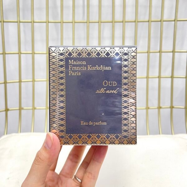 Maison Francis Kurkdjian OUD satin mood