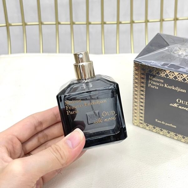 Maison Francis Kurkdjian OUD satin mood