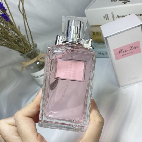 Dior ROSE N'ROSES Sweetheart Rose Eau de Toilette 100ml Eau de Toilette 100ml