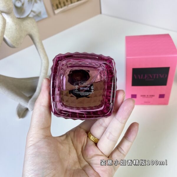 Valentino Donna Born In Roma Intense 100ml series