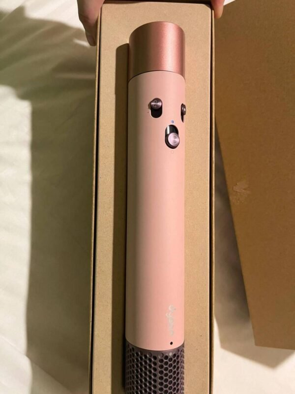 New Dyson Airwrap i.d.™ multi-styler and dryer Straight+Wavy