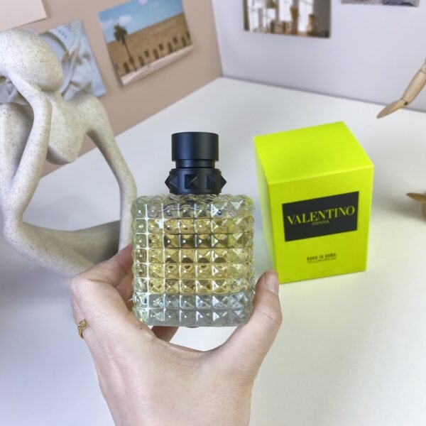 Valentino Donna Born In Roma Intense 100ml series
