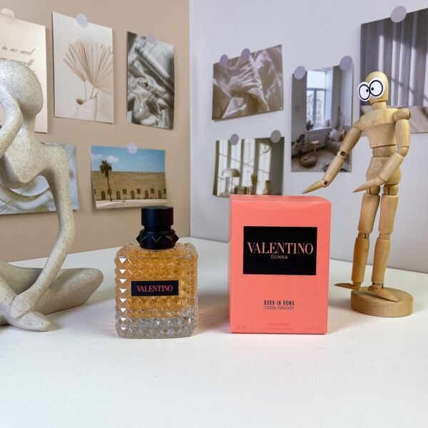 Valentino Donna Born In Roma Intense 100ml series