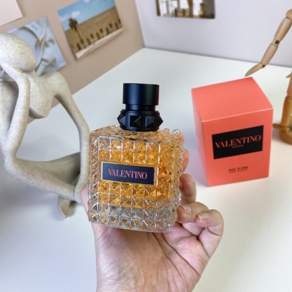Valentino Donna Born In Roma Intense 100ml series
